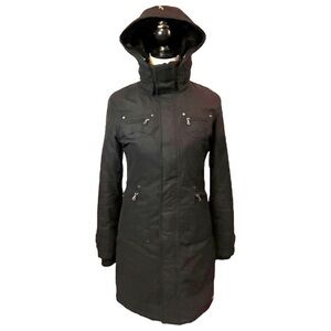 Aritzia TNA Quartz Hill Winter Parka in Black